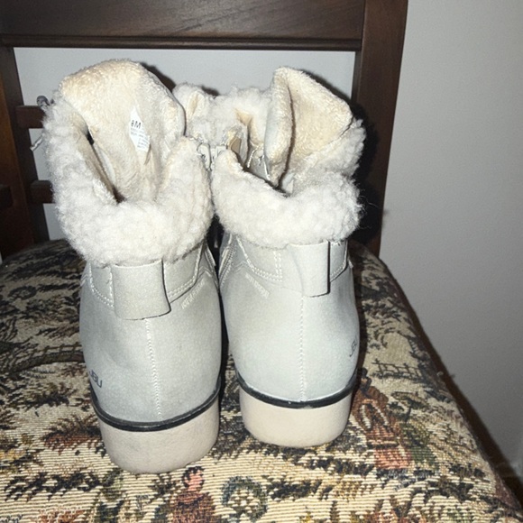 JBU by Jambu Redrock Water Resistant Faux Shearling Ankle Boots Size 9 - Picture 9 of 13